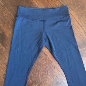 Lululemon Wunder Under Crop Silver